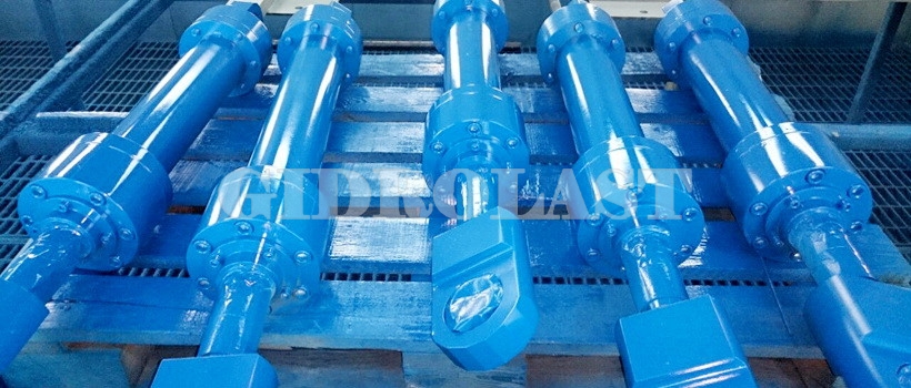 Стандартные цвета гидравлического оборудования на заводе - синяя и голубая